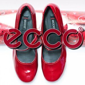 NEW ECCO Mary-Jane in Cherry Red size 41